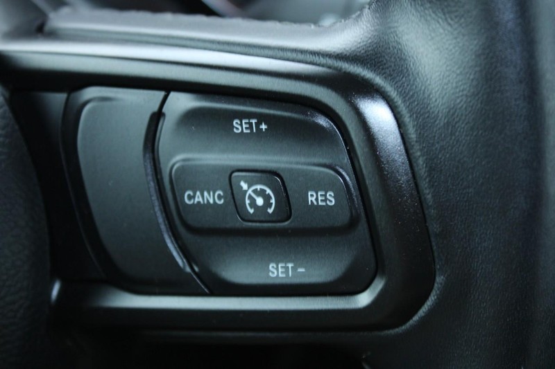 Jeep Wrangler Unlimited Vehicle Full-screen Gallery Image 12