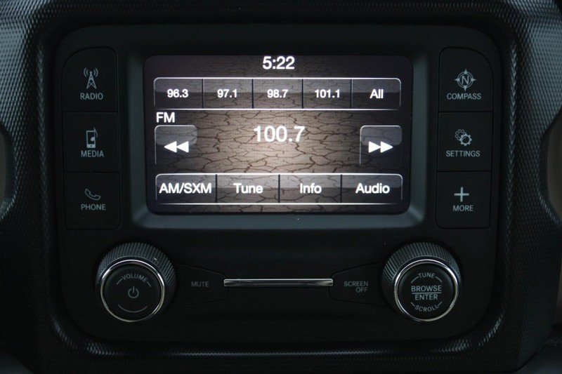 Jeep Wrangler Unlimited Vehicle Full-screen Gallery Image 13