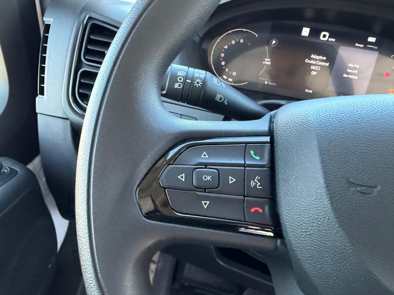Ram ProMaster Cargo Van Vehicle Full-screen Gallery Image 10