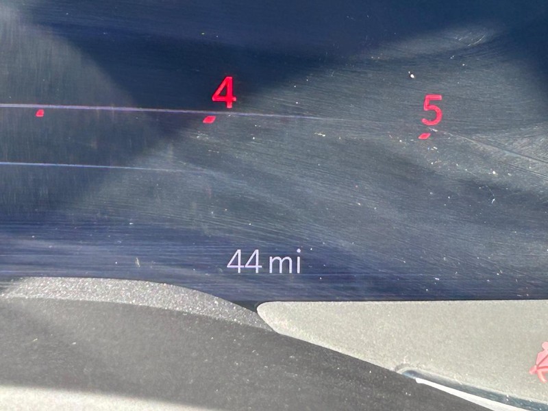 Ram 2500 Vehicle Full-screen Gallery Image 20