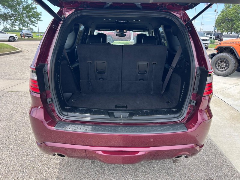 Dodge Durango Vehicle Full-screen Gallery Image 6