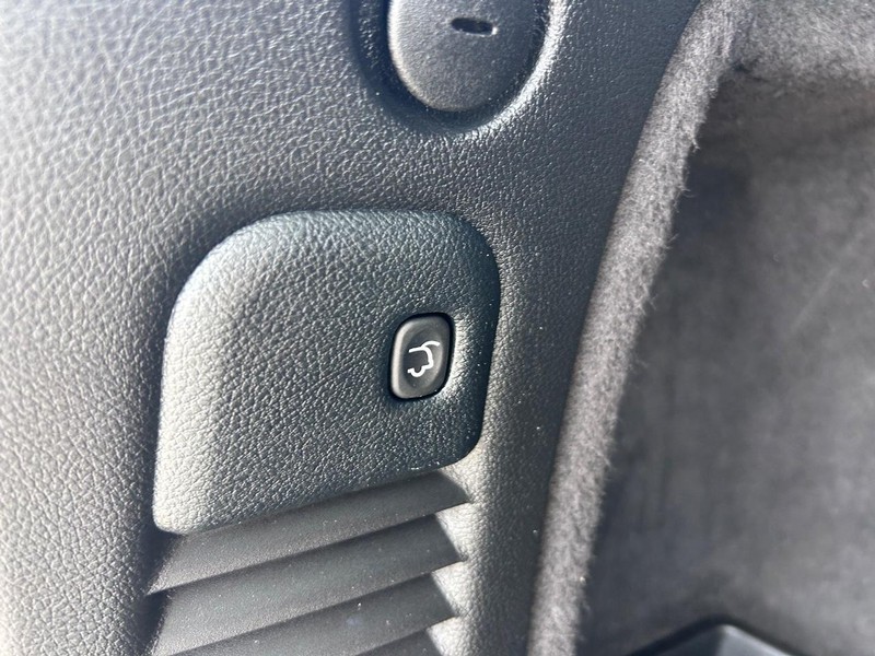 Dodge Durango Vehicle Full-screen Gallery Image 7