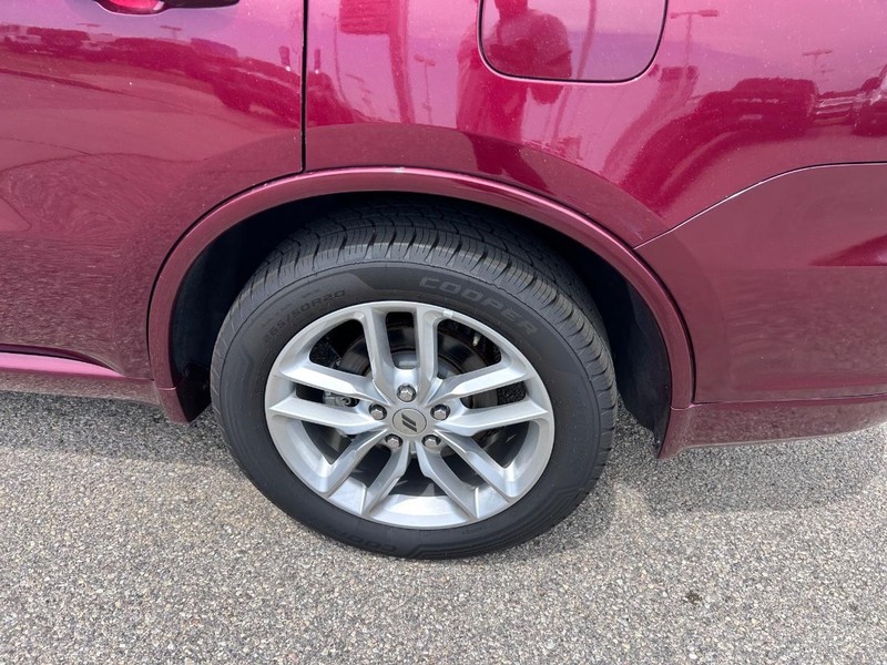 Dodge Durango Vehicle Full-screen Gallery Image 8