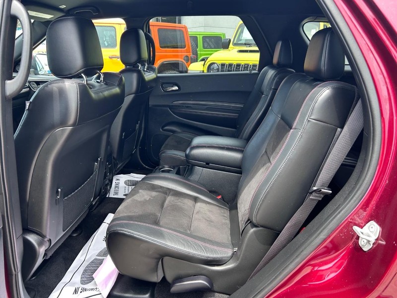 Dodge Durango Vehicle Full-screen Gallery Image 10
