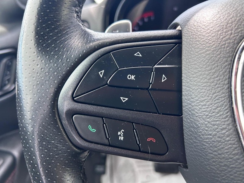 Dodge Durango Vehicle Full-screen Gallery Image 14