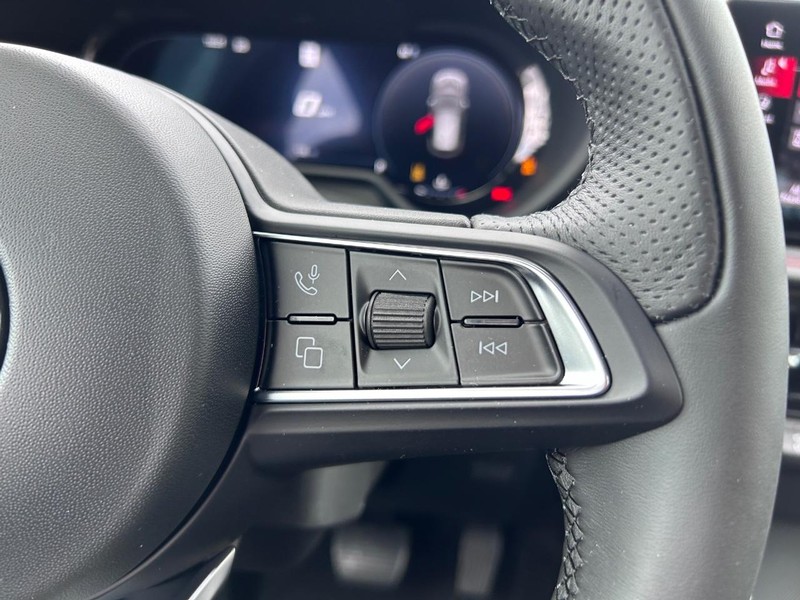 Dodge Hornet Vehicle Full-screen Gallery Image 12