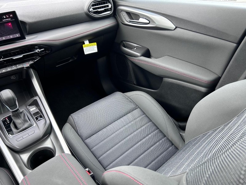 Dodge Hornet Vehicle Full-screen Gallery Image 16