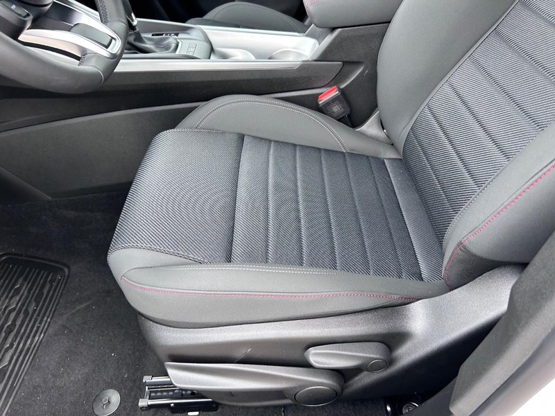 Dodge Hornet Vehicle Full-screen Gallery Image 18