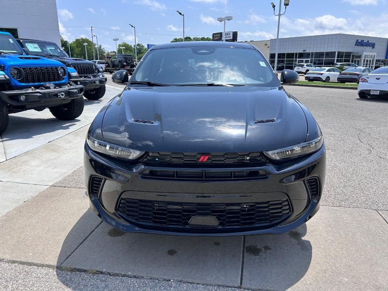 Dodge Hornet Vehicle Full-screen Gallery Image 2