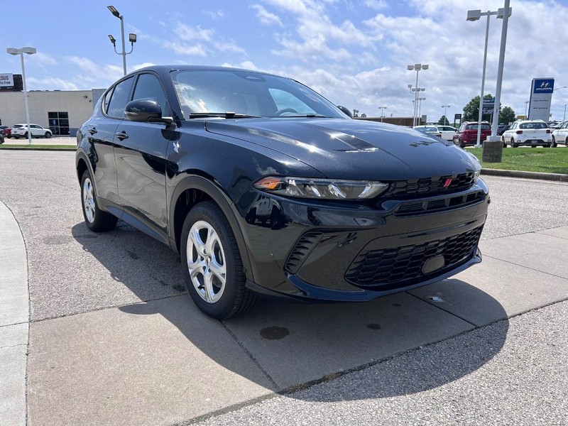 Dodge Hornet Vehicle Full-screen Gallery Image 3