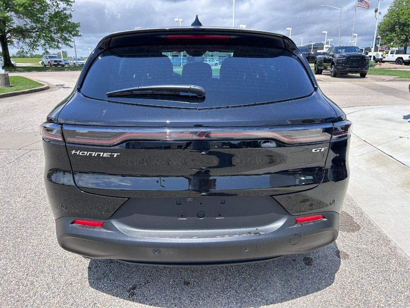 Dodge Hornet Vehicle Full-screen Gallery Image 5