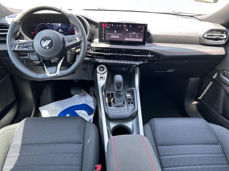 Dodge Hornet Vehicle Full-screen Gallery Image 9