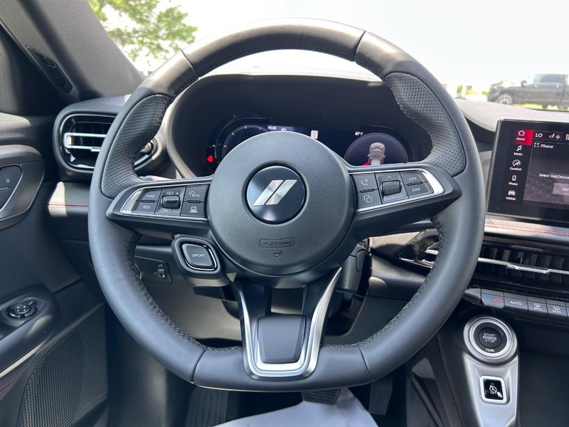 Dodge Hornet Vehicle Full-screen Gallery Image 10