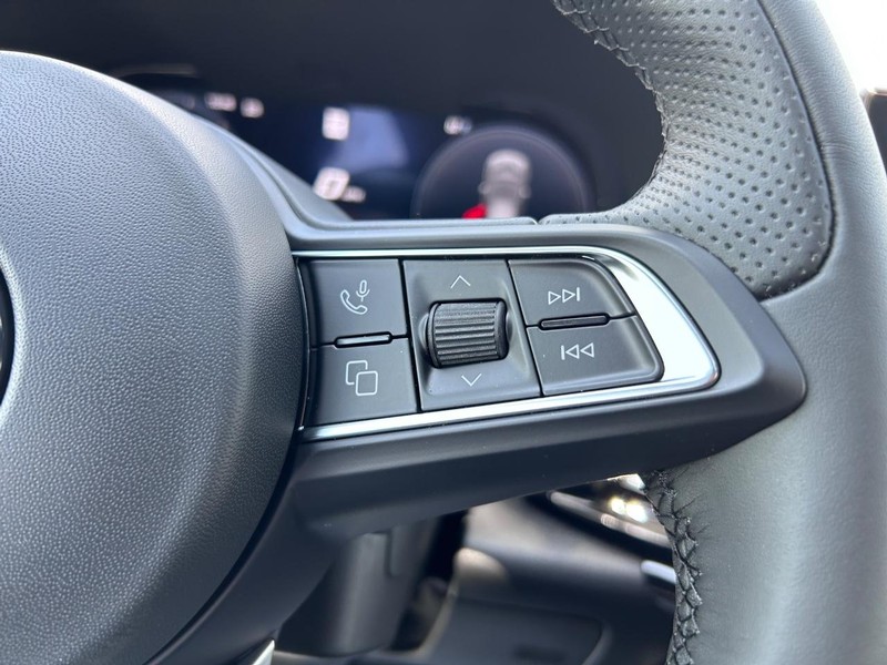 Dodge Hornet Vehicle Full-screen Gallery Image 12