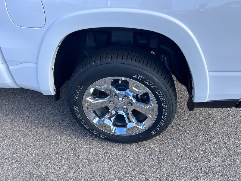 Ram 1500 Vehicle Full-screen Gallery Image 7