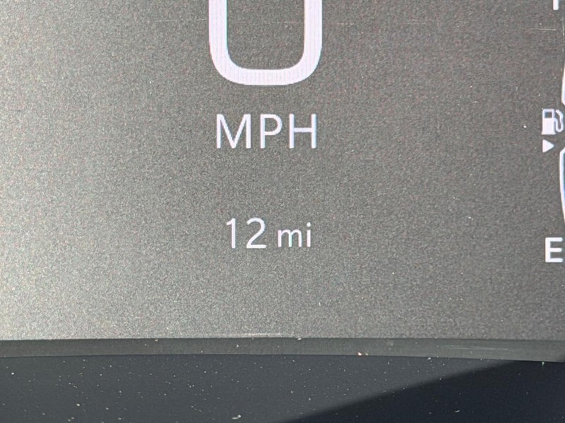 Jeep Compass Vehicle Full-screen Gallery Image 20