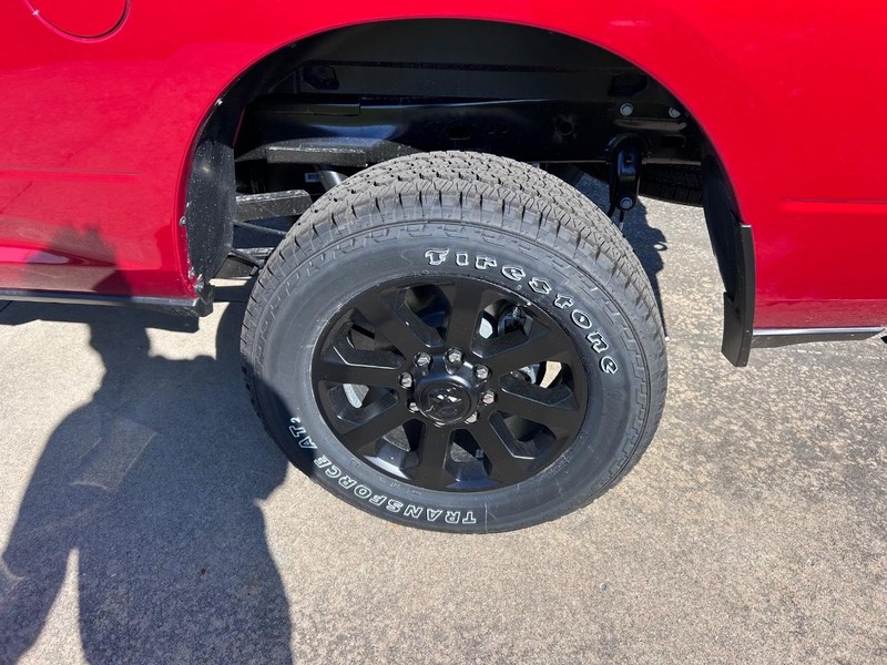 Ram 2500 Vehicle Full-screen Gallery Image 7