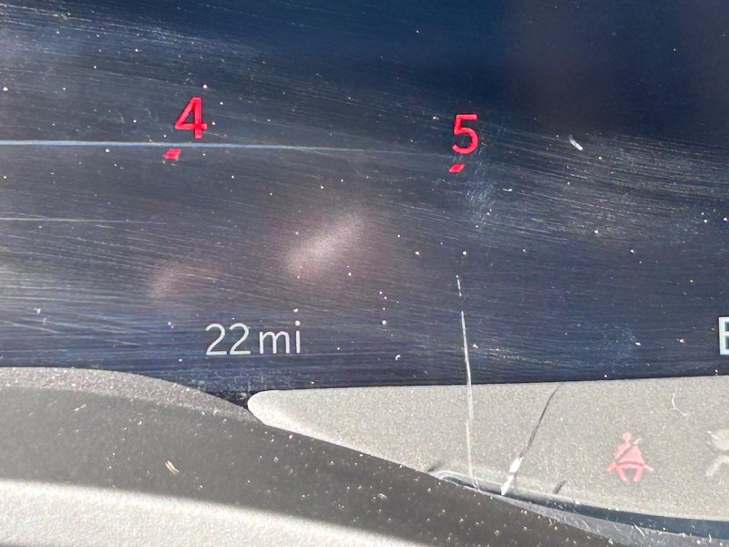 Ram 2500 Vehicle Full-screen Gallery Image 20