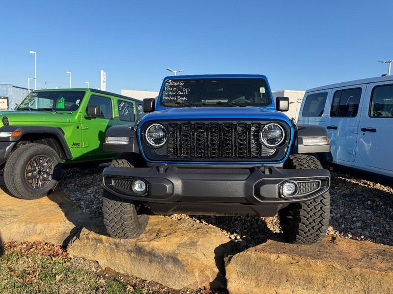 Jeep Wrangler Vehicle Full-screen Gallery Image 2