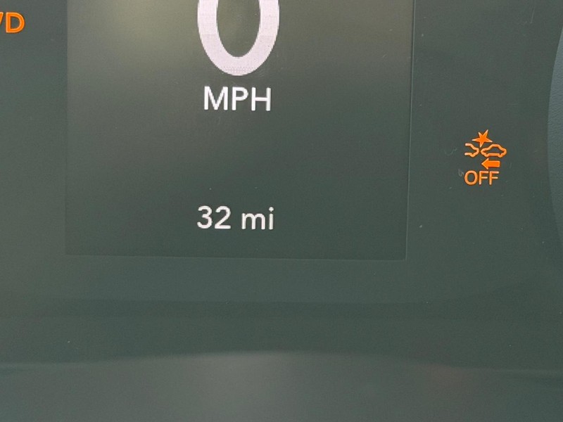 Jeep Wrangler Vehicle Full-screen Gallery Image 18