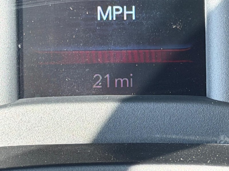 Ram 1500 Vehicle Full-screen Gallery Image 19