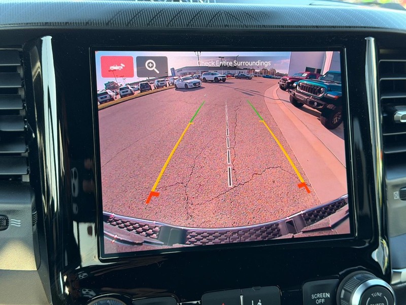 Ram 1500 Vehicle Full-screen Gallery Image 20