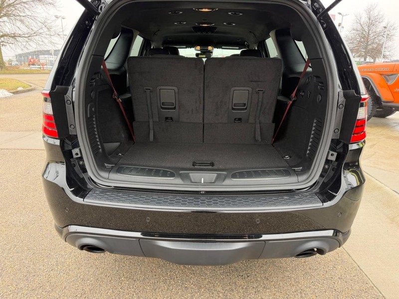 Dodge Durango Vehicle Full-screen Gallery Image 7