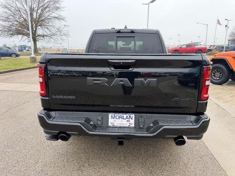 Ram 1500 Vehicle Full-screen Gallery Image 5