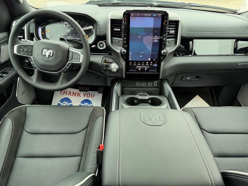 Ram 1500 Vehicle Full-screen Gallery Image 10