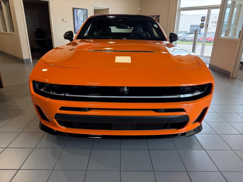 Dodge Charger Vehicle Full-screen Gallery Image 2