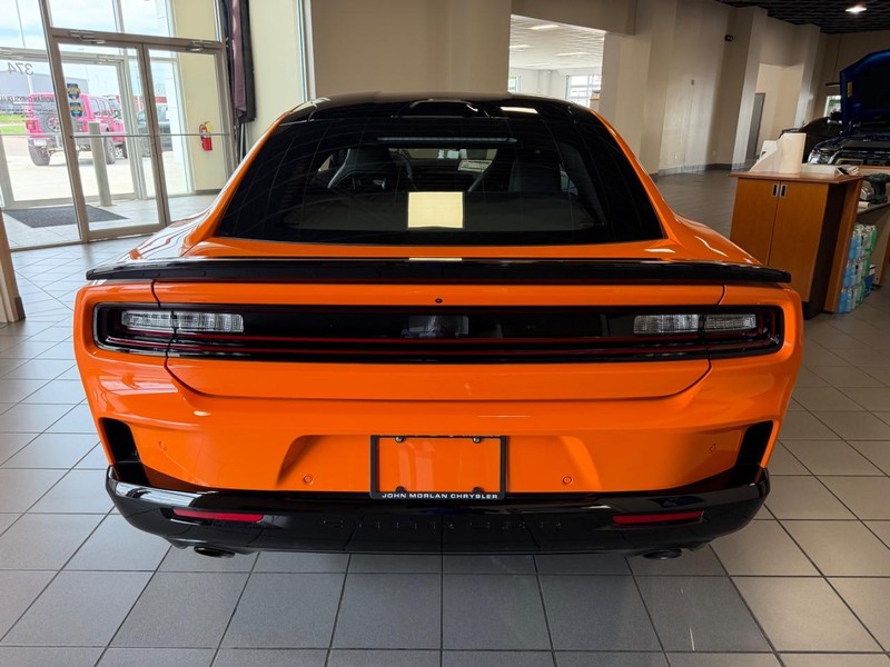 Dodge Charger Vehicle Full-screen Gallery Image 5