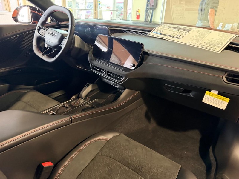 Dodge Charger Vehicle Full-screen Gallery Image 7