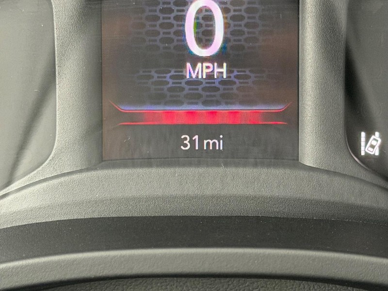 Ram 1500 Vehicle Full-screen Gallery Image 19