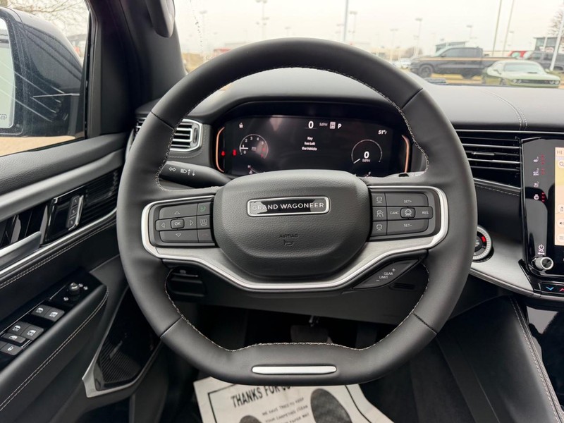 Jeep Grand Wagoneer Vehicle Full-screen Gallery Image 15