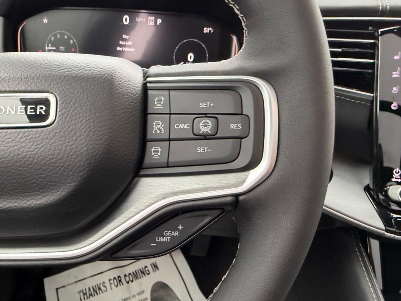 Jeep Grand Wagoneer Vehicle Full-screen Gallery Image 17