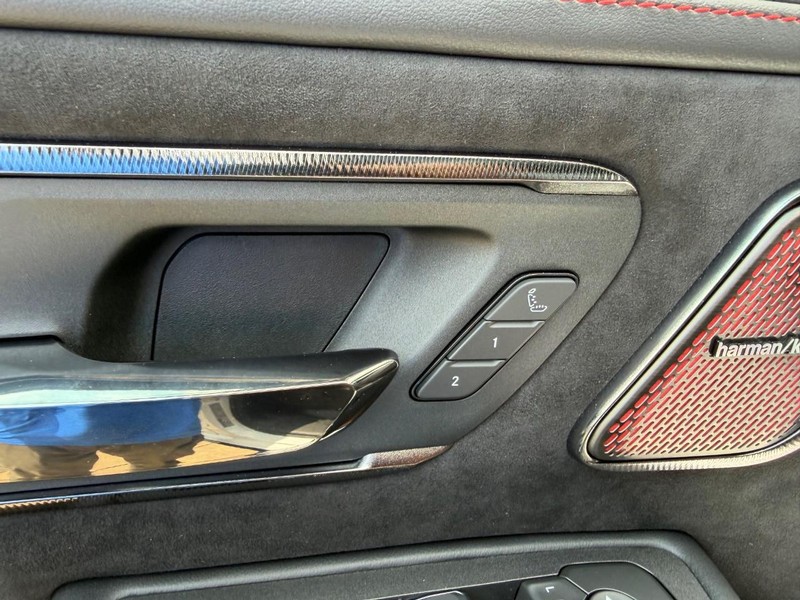 Ram 1500 Vehicle Full-screen Gallery Image 19