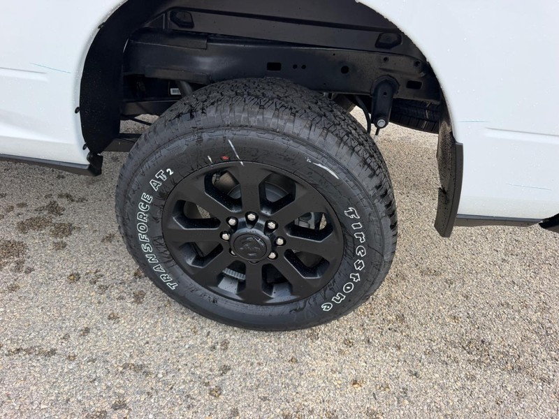 Ram 2500 Vehicle Full-screen Gallery Image 7