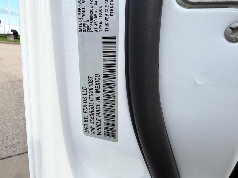 Ram 2500 Vehicle Full-screen Gallery Image 20