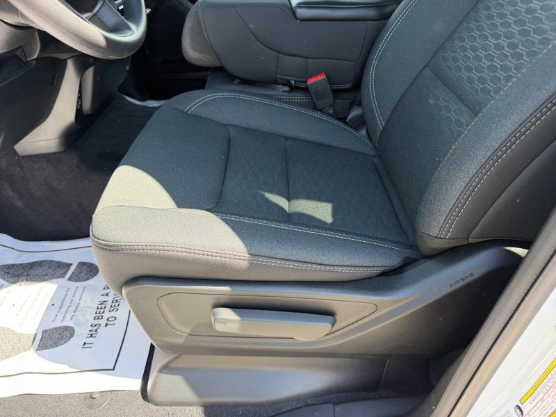 Ram 1500 Vehicle Full-screen Gallery Image 18
