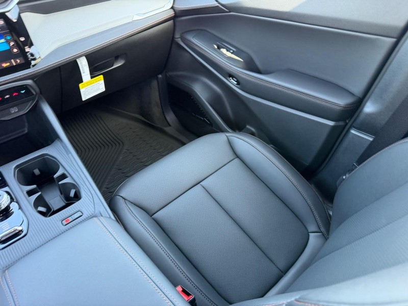 Jeep Cherokee Vehicle Full-screen Gallery Image 17