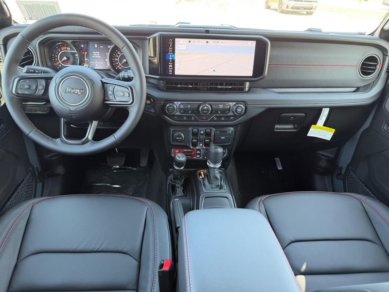 Jeep Wrangler Vehicle Full-screen Gallery Image 9