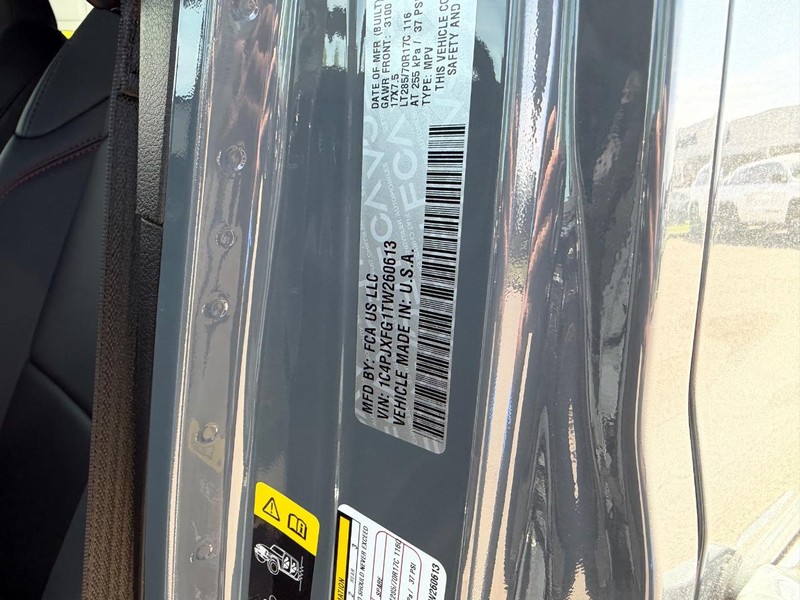 Jeep Wrangler Vehicle Full-screen Gallery Image 21