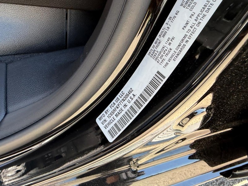 Ram 1500 Vehicle Full-screen Gallery Image 27