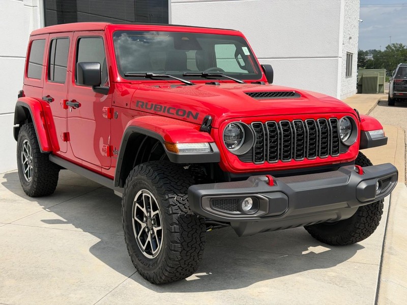 Jeep Wrangler Vehicle Full-screen Gallery Image 3