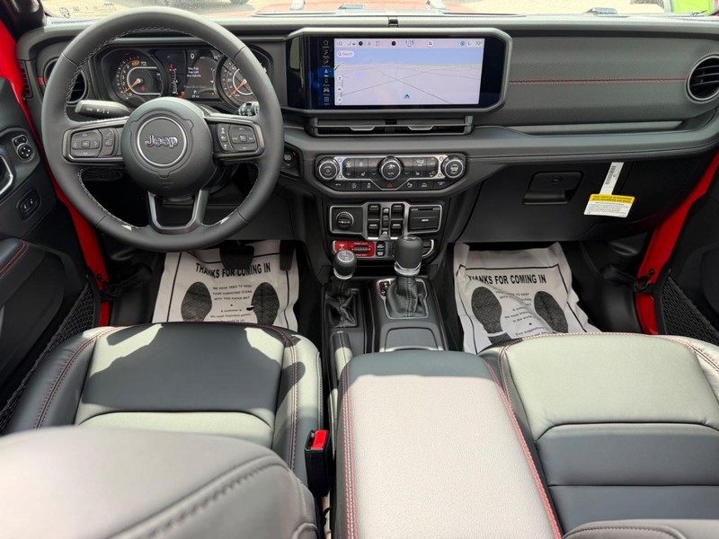 Jeep Wrangler Vehicle Full-screen Gallery Image 9