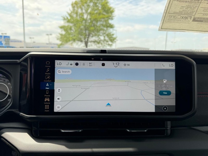 Jeep Wrangler Vehicle Full-screen Gallery Image 13