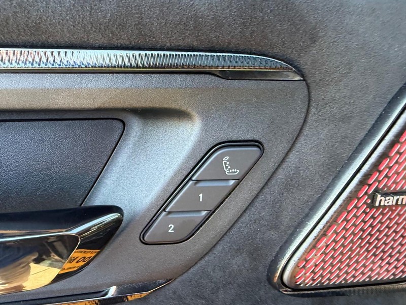 Ram 1500 Vehicle Full-screen Gallery Image 20