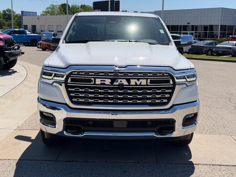 Ram 1500 Vehicle Full-screen Gallery Image 2
