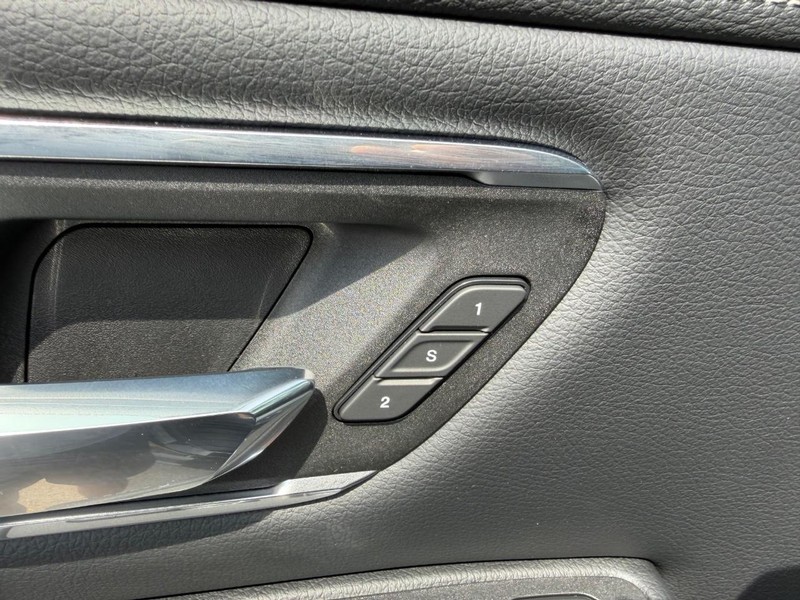 Ram 1500 Vehicle Full-screen Gallery Image 20