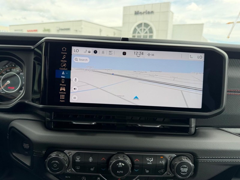 Jeep Wrangler Vehicle Full-screen Gallery Image 12